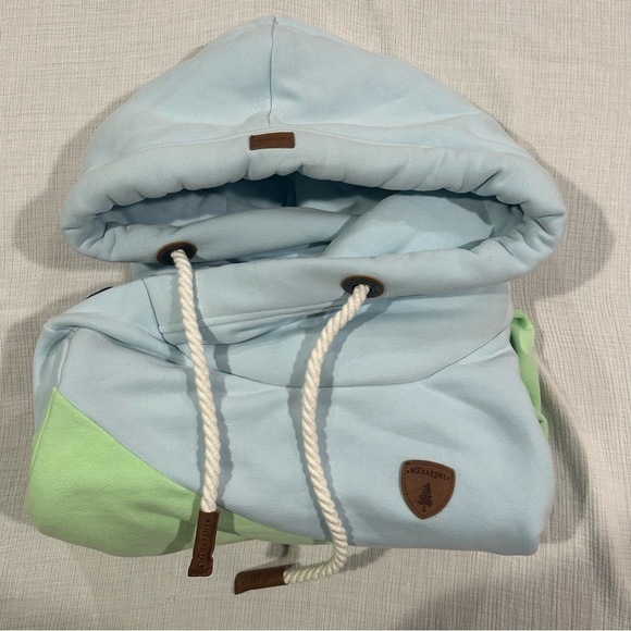 Wanakome Selene Hoodie • Blue, Green, & Navy Sweatshirt w/ Patches • Size Large - Picture 11 of 13